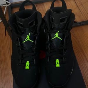 Jordan 6 Electric green, tried them on in the house
